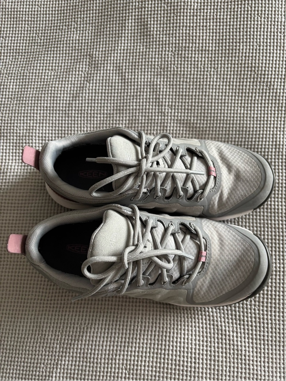 Keen Women’s Hiking shoes, size 8